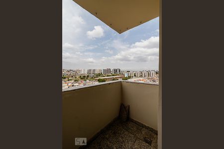 Apartamento à venda com 70m², 2 quartos e 1 vagaSacada