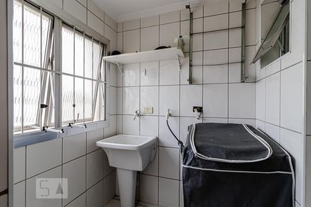 Apartamento à venda com 70m², 2 quartos e 1 vagaÁrea de Serviço