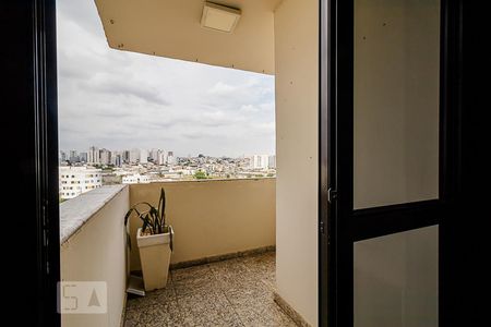 Apartamento à venda com 70m², 2 quartos e 1 vagaSacada