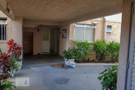 Apartamento para alugar com 50m², 2 quartos e 1 vaga Apartamento para alugar com 50m², 2 quartos e 1 vagaHall de entrada