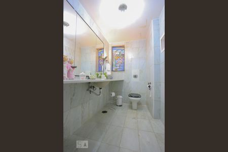 Apartamento à venda com 250m², 4 quartos e 2 vagasLavabo