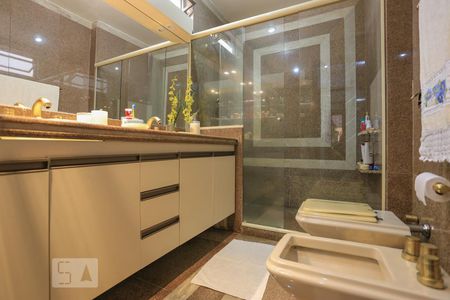 Apartamento à venda com 250m², 4 quartos e 2 vagasBanheiro da Suíte