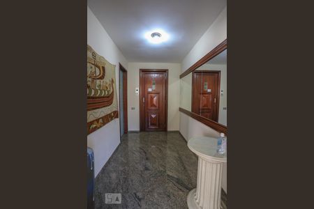Entrada de apartamento à venda com 4 quartos, 250m² em Tijuca, Rio de Janeiro
