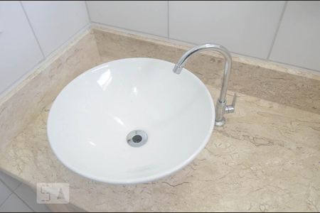 Torneira de apartamento à venda com 2 quartos, 57m² em Fátima, Canoas