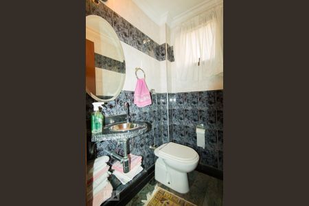 Apartamento para alugar com 141m², 3 quartos e 4 vagasLavabo
