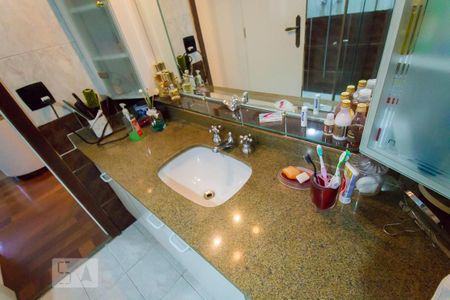 Apartamento para alugar com 141m², 3 quartos e 4 vagasBanheiro da Suíte