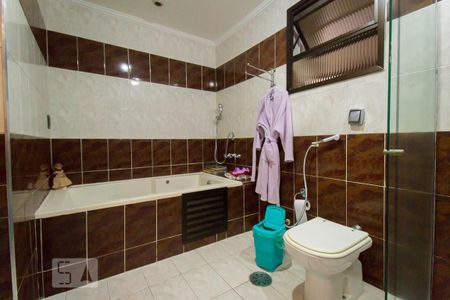 Apartamento para alugar com 141m², 3 quartos e 4 vagasBanheiro da Suíte