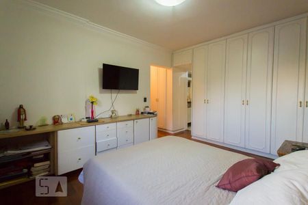 Apartamento para alugar com 141m², 3 quartos e 4 vagasSuíte