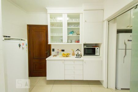 Apartamento para alugar com 141m², 3 quartos e 4 vagasCozinha