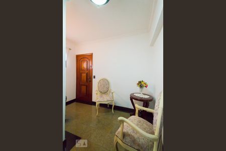 Hall de entrada de apartamento para alugar com 3 quartos, 141m² em Vila Brasilina, São Paulo