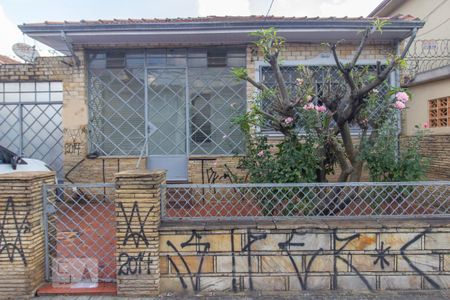 Casa à venda com 147m², 2 quartos e 7 vagasFachada