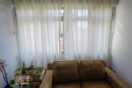 Sala de apartamento para alugar com 2 quartos, 70m² em Aclimação, São Paulo