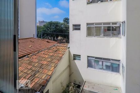 Apartamento para alugar com 70m², 2 quartos e 1 vagaÁrea de Serviço