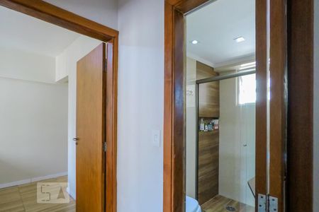 Corredor de apartamento para alugar com 2 quartos, 70m² em Aclimação, São Paulo