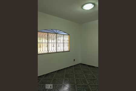 Suíte de casa para alugar com 2 quartos, 230m² em Campo Grande, Rio de Janeiro