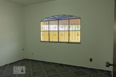 Suíte de casa para alugar com 2 quartos, 230m² em Campo Grande, Rio de Janeiro