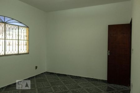 Suíte de casa para alugar com 2 quartos, 230m² em Campo Grande, Rio de Janeiro