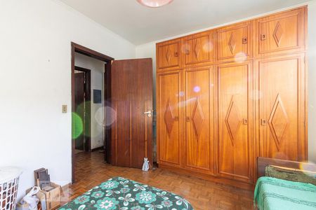 Casa à venda com 350m², 7 quartos e 3 vagasQuarto 2