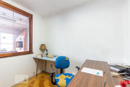 Casa à venda com 350m², 7 quartos e 3 vagasEscritório