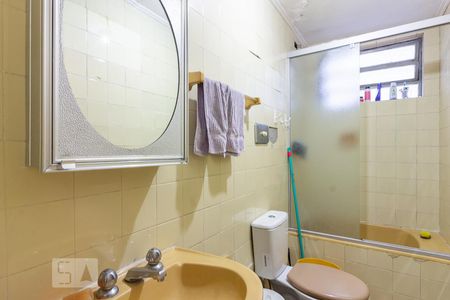 Casa à venda com 350m², 7 quartos e 3 vagasBanheiro de Serviço 2