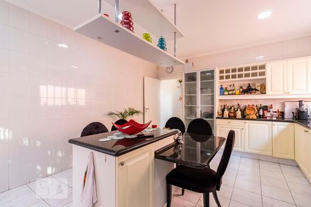 Casa à venda com 200m², 3 quartos e 4 vagas1o. Andar - Cozinha