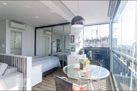 Studio para alugar com 35m², 1 quarto e sem vaga Studio para alugar com 35m², 1 quarto e sem vagaVaranda