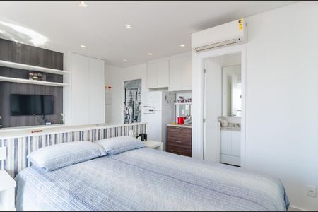 Studio para alugar com 35m², 1 quarto e sem vaga Studio para alugar com 35m², 1 quarto e sem vagaStudio