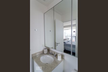 Studio para alugar com 35m², 1 quarto e sem vaga Studio para alugar com 35m², 1 quarto e sem vagaBanheiro