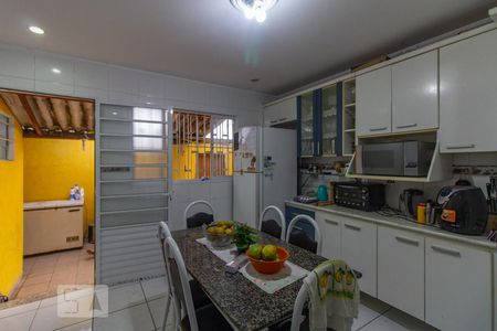 Casa à venda com 200m², 3 quartos e 2 vagasCozinha