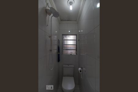 Casa à venda com 200m², 3 quartos e 2 vagasBanheiro 2