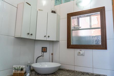 Apartamento à venda com 47m², 2 quartos e sem vaga Apartamento à venda com 47m², 2 quartos e sem vagaBanheiro