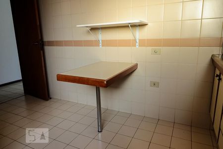 Apartamento para alugar com 63m², 1 quarto e 1 vagaMesa