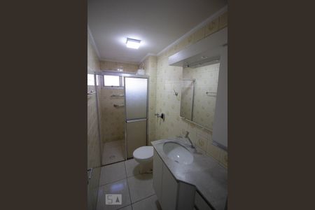 Banheiro de apartamento à venda com 1 quarto, 55m² em Centro, Jundiaí