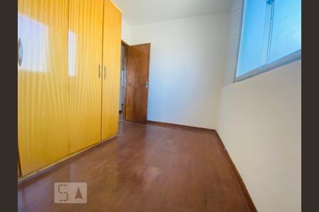 Quarto de apartamento à venda com 3 quartos, 53m² em Santa Cruz, Belo Horizonte