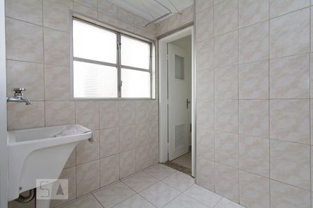 Apartamento para alugar com 112m², 3 quartos e 1 vagaÁrea de Serviço