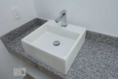 Apartamento para alugar com 112m², 3 quartos e 1 vagaDetalhe Banheiro da Suíte