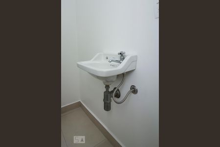 Apartamento para alugar com 112m², 3 quartos e 1 vagaDetalhe Banheiro de Serviço