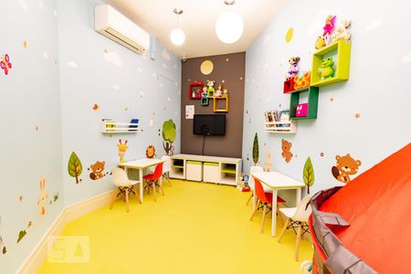 Apartamento para alugar com 49m², 1 quarto e 1 vaga Apartamento para alugar com 49m², 1 quarto e 1 vagaÁrea Comum - Brinquedoteca
