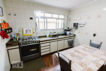 Casa à venda com 240m², 3 quartos e 4 vagasCozinha 1