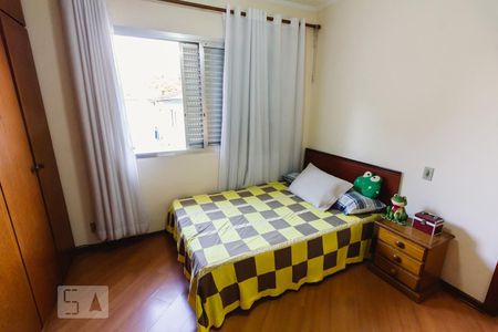 Casa à venda com 240m², 3 quartos e 4 vagasSuíte 2