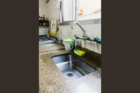 Casa à venda com 240m², 3 quartos e 4 vagasCozinha 1 Pia