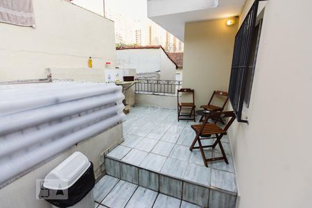 Casa à venda com 240m², 3 quartos e 4 vagasQuintal