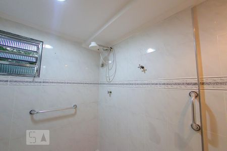 Apartamento à venda com 64m², 2 quartos e sem vagaBanheiro