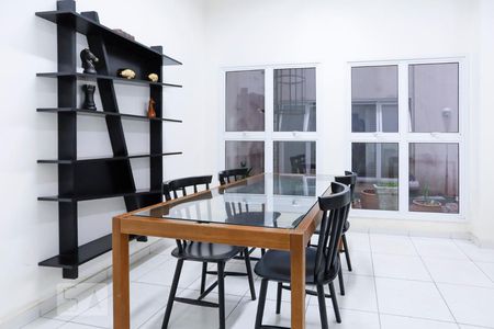 Apartamento à venda com 43m², 1 quarto e sem vagaSala de Reuniões