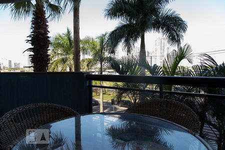 Apartamento à venda com 78m², 2 quartos e 1 vagaVaranda