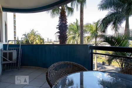 Apartamento à venda com 78m², 2 quartos e 1 vagaVaranda