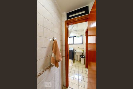 Apartamento à venda com 98m², 3 quartos e 2 vagasBanheiro de Serviço