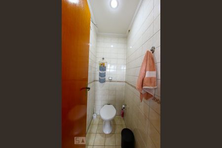 Apartamento à venda com 98m², 3 quartos e 2 vagasBanheiro de Serviço