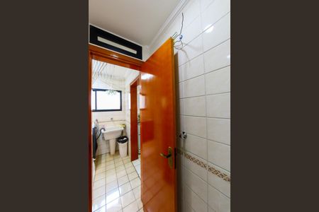 Apartamento à venda com 98m², 3 quartos e 2 vagasBanheiro de Serviço