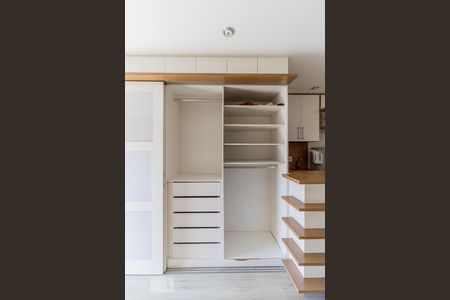 Studio para alugar com 28m², 1 quarto e 1 vagaStudio - Armários